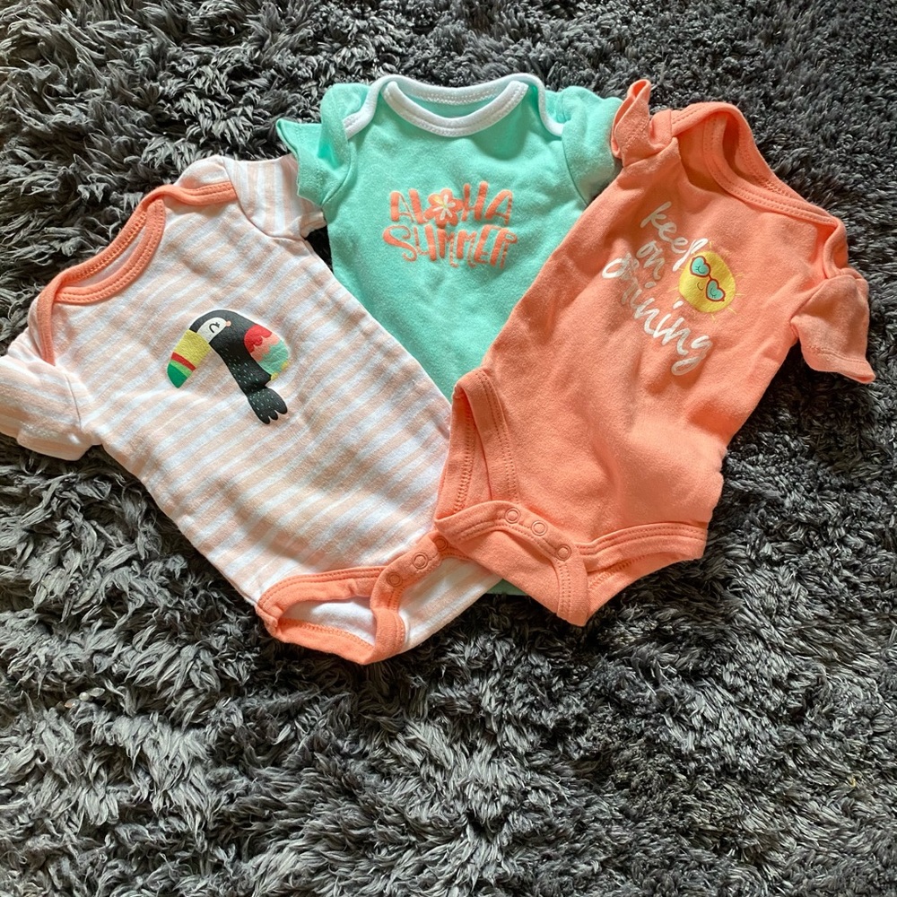 3 BABY ONESIES